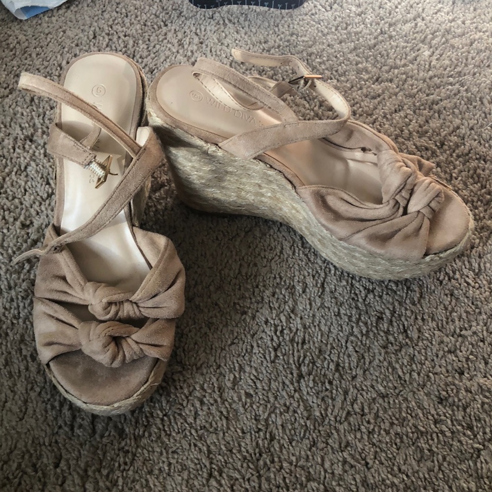 Wedges - Picture 2 of 5